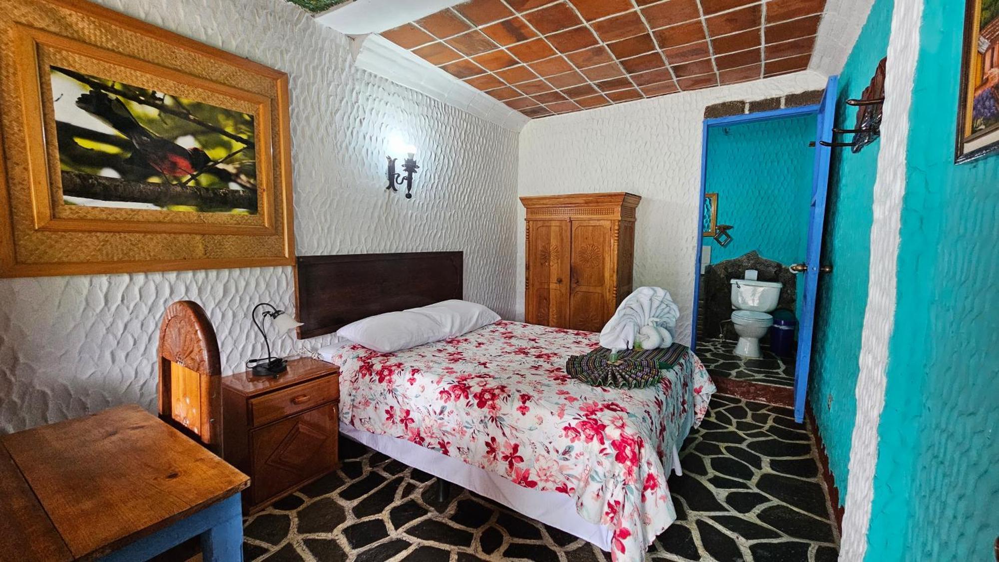 Eco Hotel Uxlabil Atitlan San Juan La Laguna Exteriör bild