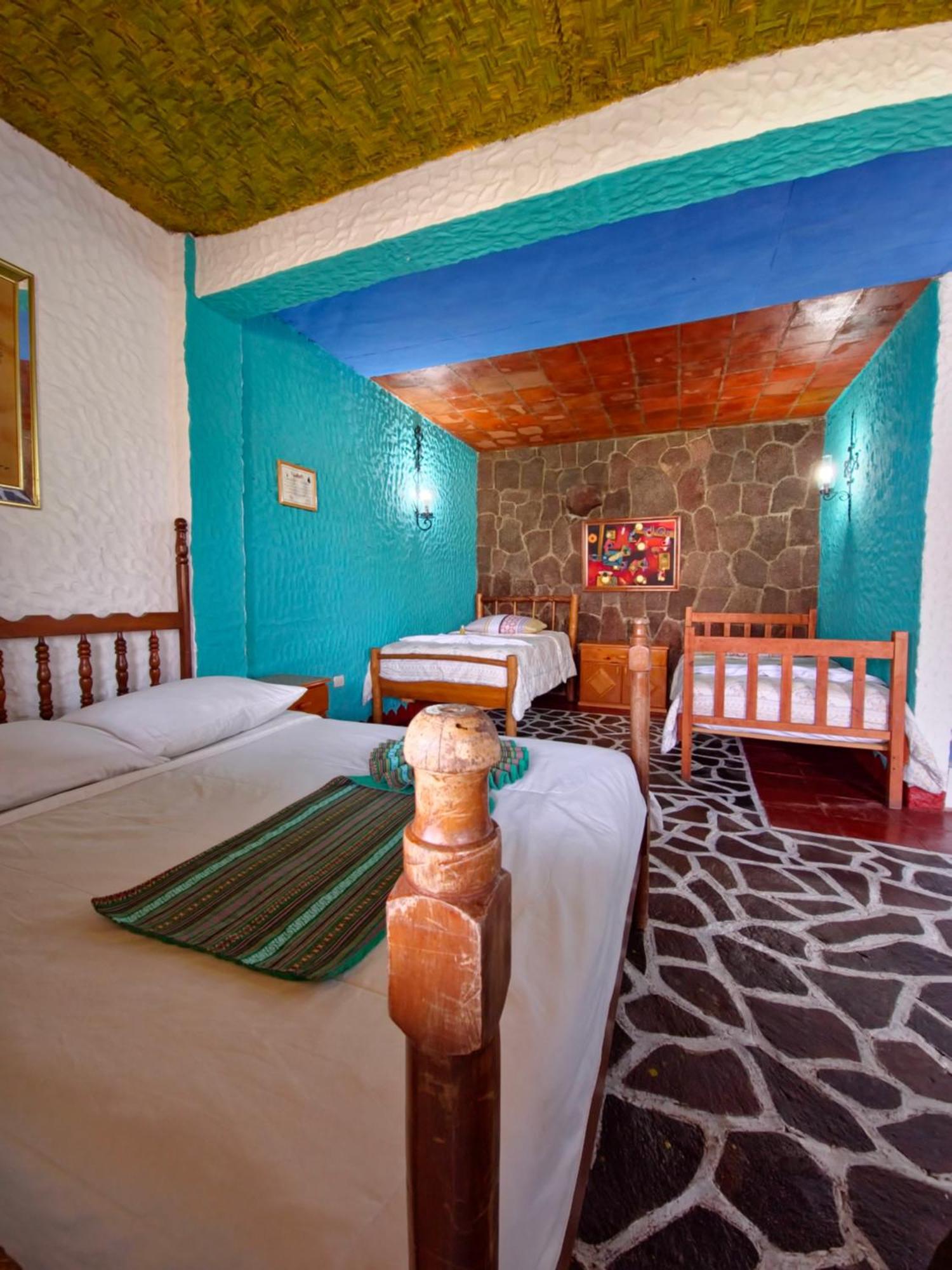 Eco Hotel Uxlabil Atitlan San Juan La Laguna Exteriör bild