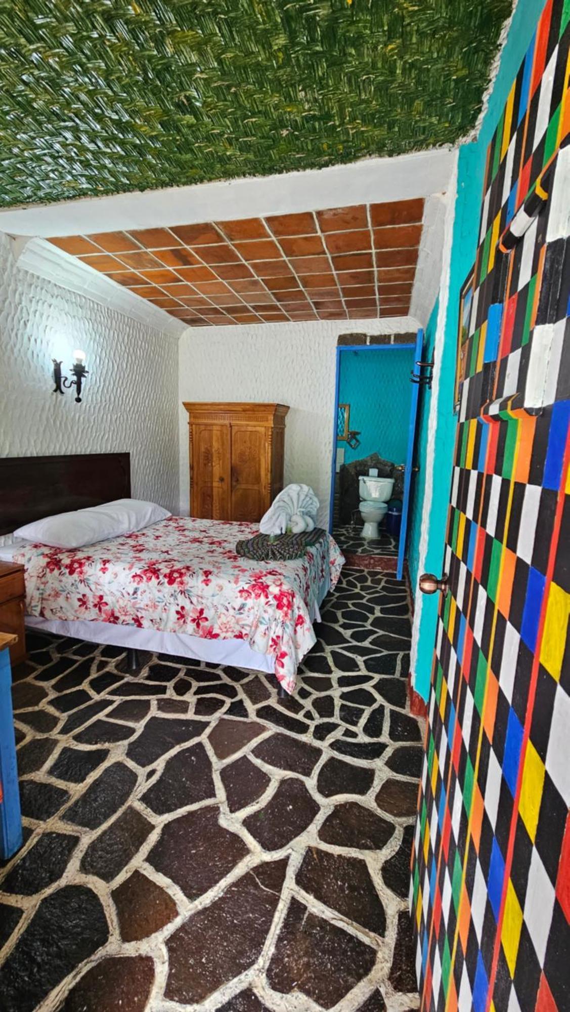 Eco Hotel Uxlabil Atitlan San Juan La Laguna Exteriör bild